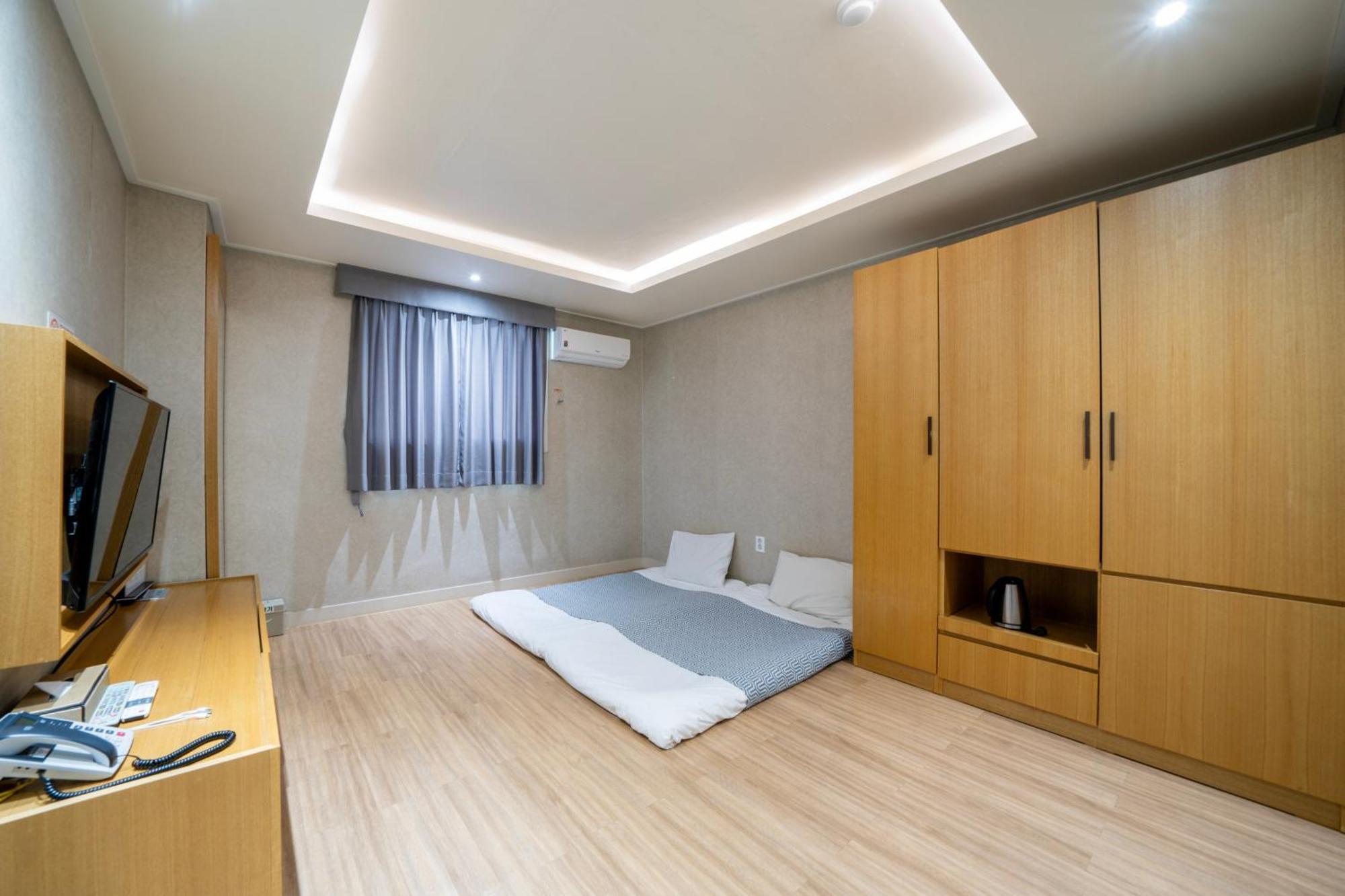 I-Check Hyunjin Hotel Donghae Exterior photo