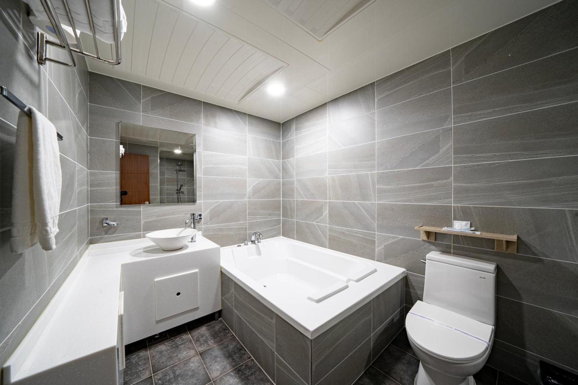 I-Check Hyunjin Hotel Donghae Exterior photo