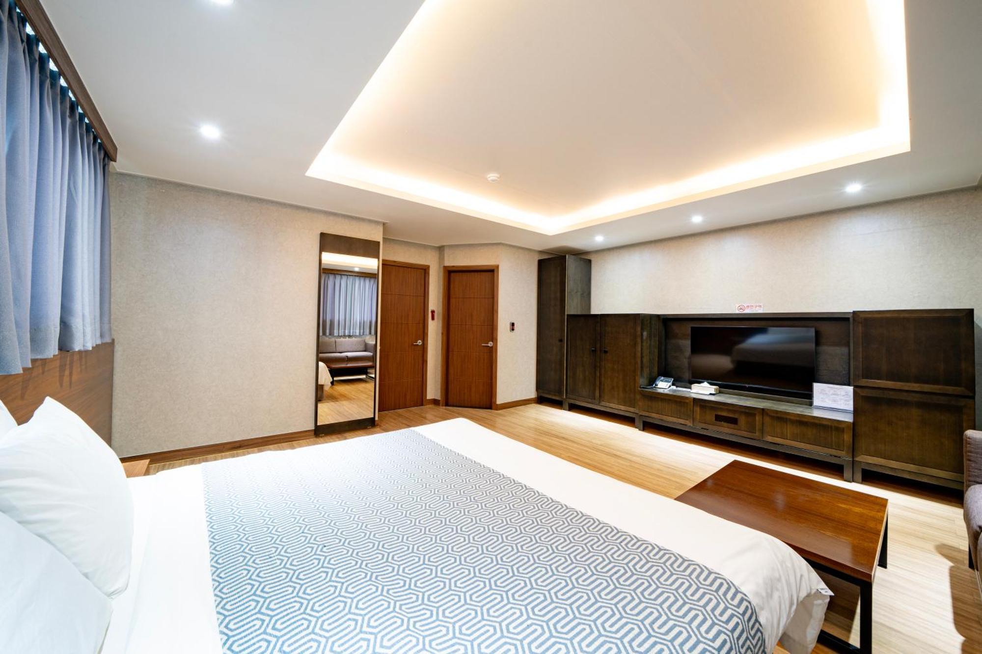 I-Check Hyunjin Hotel Donghae Exterior photo