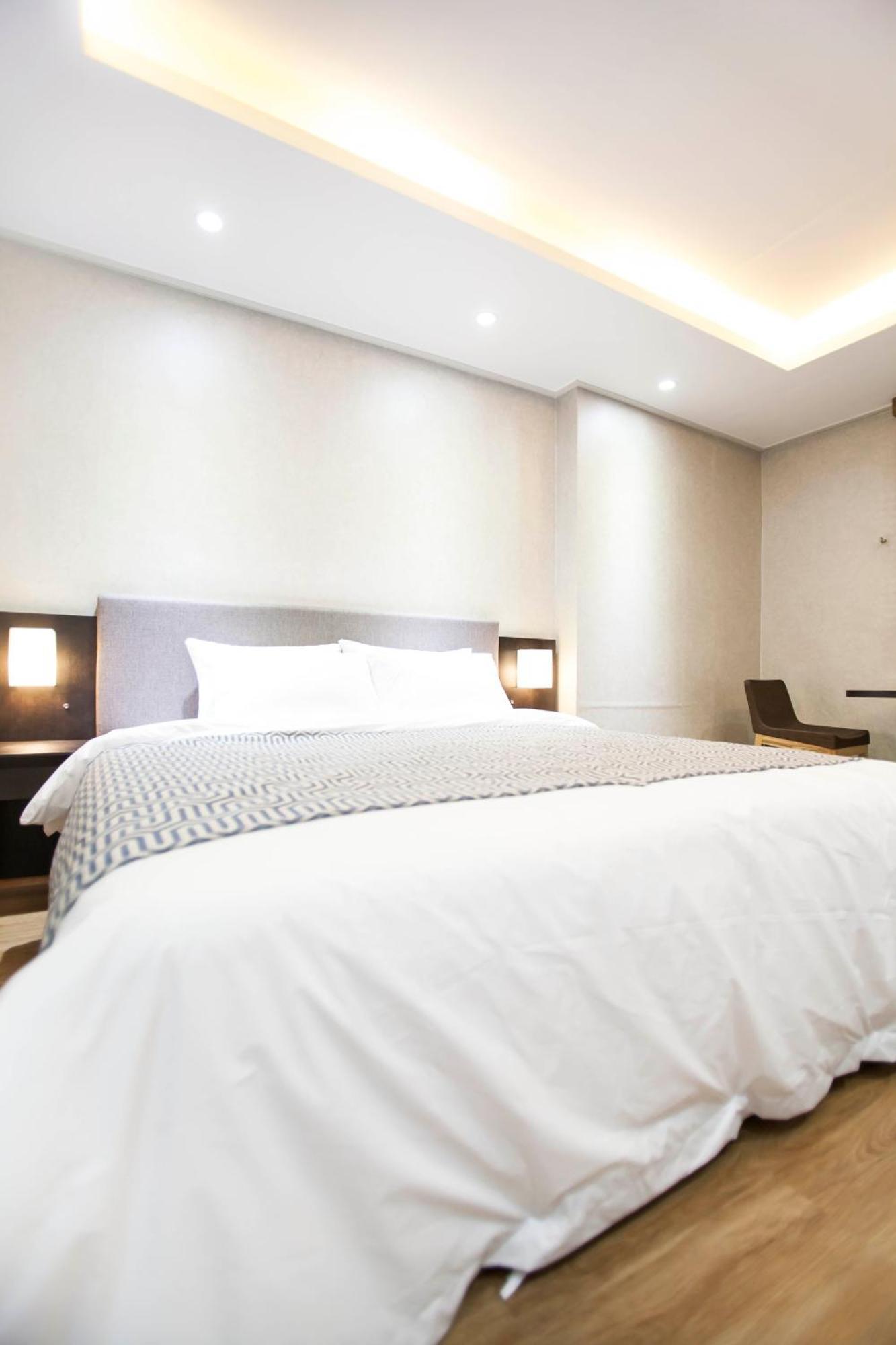 I-Check Hyunjin Hotel Donghae Exterior photo